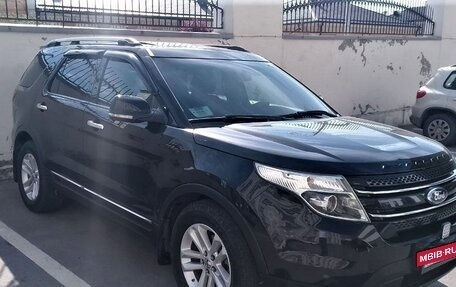 Ford Explorer VI, 2011 год, 1 700 000 рублей, 2 фотография