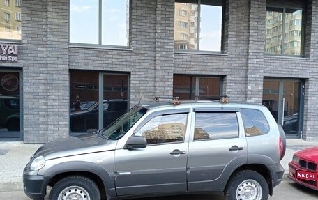 Chevrolet Niva I рестайлинг, 2011 год, 325 000 рублей, 1 фотография