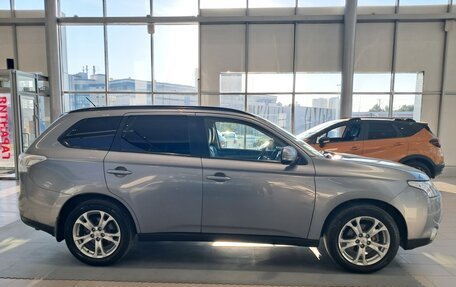 Mitsubishi Outlander III рестайлинг 3, 2012 год, 1 270 000 рублей, 8 фотография