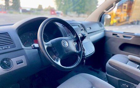 Volkswagen Multivan T5, 2007 год, 1 255 000 рублей, 8 фотография
