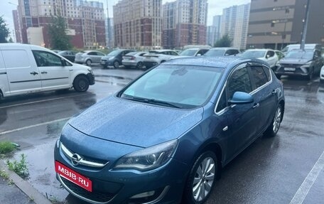 Opel Astra J, 2012 год, 690 000 рублей, 2 фотография