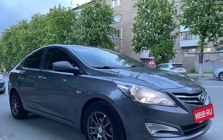Hyundai Solaris II рестайлинг, 2016 год, 1 050 000 рублей, 12 фотография