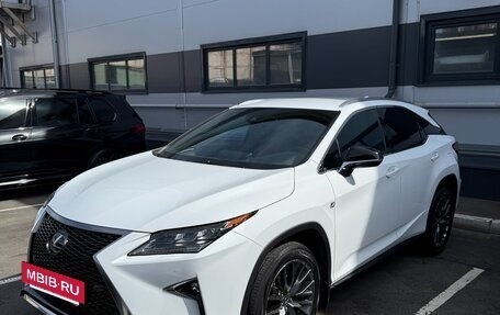 Lexus RX IV рестайлинг, 2017 год, 4 050 000 рублей, 3 фотография