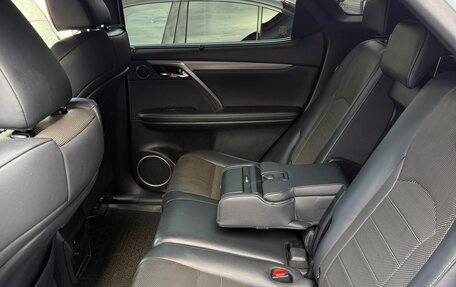 Lexus RX IV рестайлинг, 2017 год, 4 050 000 рублей, 12 фотография