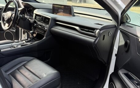 Lexus RX IV рестайлинг, 2017 год, 4 050 000 рублей, 14 фотография