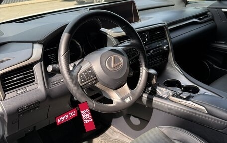 Lexus RX IV рестайлинг, 2017 год, 4 050 000 рублей, 9 фотография