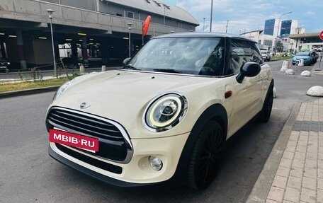 MINI Hatch, 2017 год, 1 830 000 рублей, 7 фотография