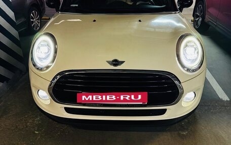 MINI Hatch, 2017 год, 1 830 000 рублей, 21 фотография