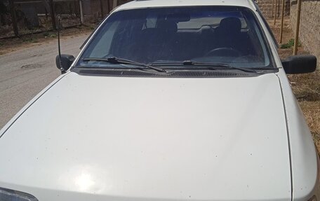 Ford Sierra I, 1992 год, 220 000 рублей, 2 фотография