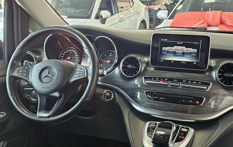 Mercedes-Benz V-Класс, 2019 год, 6 699 000 рублей, 22 фотография