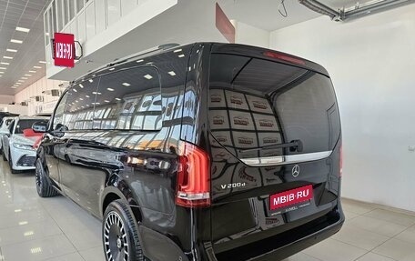 Mercedes-Benz V-Класс, 2019 год, 6 699 000 рублей, 7 фотография