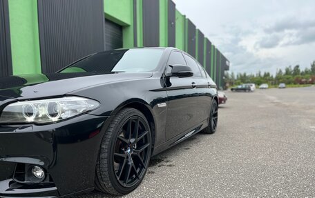 BMW 5 серия, 2016 год, 2 300 000 рублей, 2 фотография