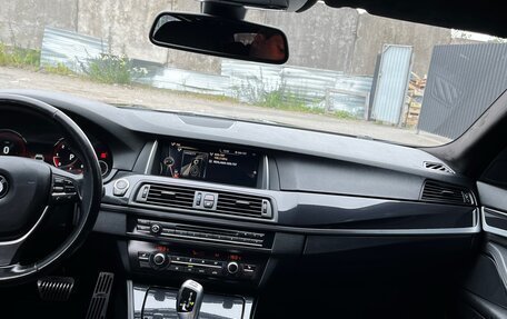 BMW 5 серия, 2016 год, 2 300 000 рублей, 16 фотография