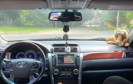 Toyota Camry, 2012 год, 1 900 000 рублей, 4 фотография