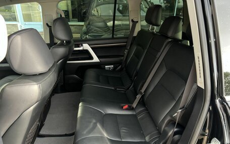Toyota Land Cruiser 200, 2020 год, 7 290 000 рублей, 9 фотография