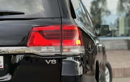 Toyota Land Cruiser 200, 2020 год, 7 290 000 рублей, 7 фотография