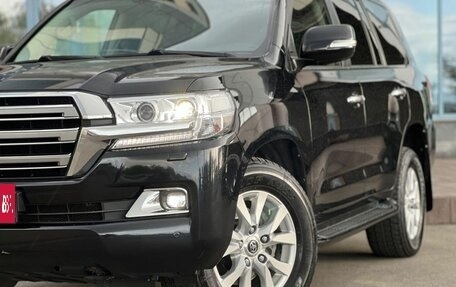 Toyota Land Cruiser 200, 2020 год, 7 290 000 рублей, 5 фотография