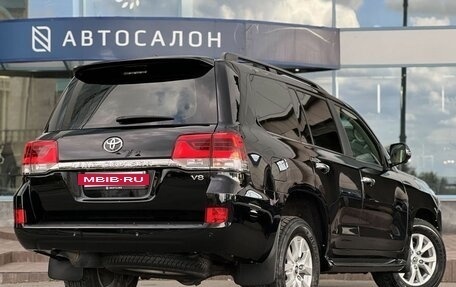 Toyota Land Cruiser 200, 2020 год, 7 290 000 рублей, 3 фотография