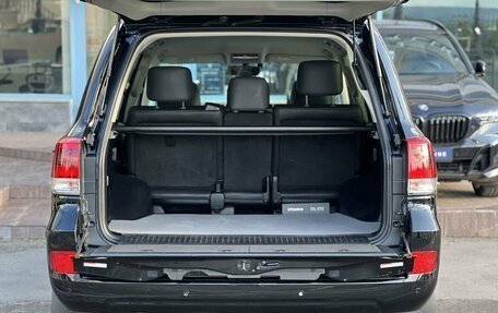 Toyota Land Cruiser 200, 2020 год, 7 290 000 рублей, 37 фотография