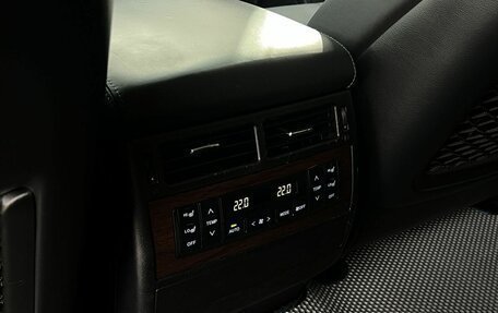 Toyota Land Cruiser 200, 2020 год, 7 290 000 рублей, 29 фотография