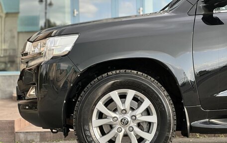 Toyota Land Cruiser 200, 2020 год, 7 290 000 рублей, 40 фотография