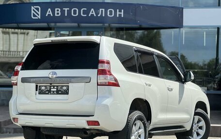 Toyota Land Cruiser Prado 150 рестайлинг 2, 2015 год, 3 790 000 рублей, 3 фотография