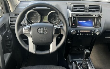 Toyota Land Cruiser Prado 150 рестайлинг 2, 2015 год, 3 790 000 рублей, 11 фотография