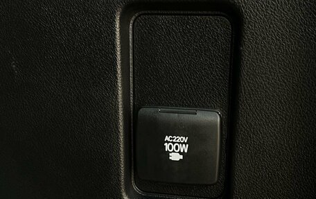 Toyota Land Cruiser Prado 150 рестайлинг 2, 2015 год, 3 790 000 рублей, 34 фотография