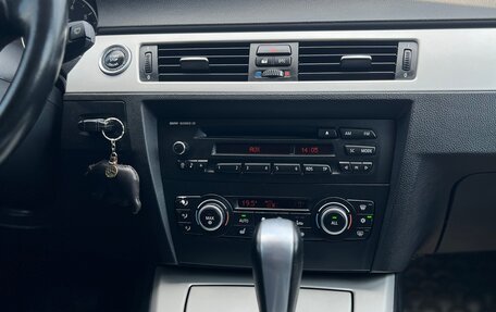 BMW 3 серия, 2010 год, 900 000 рублей, 9 фотография