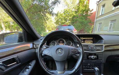 Mercedes-Benz E-Класс, 2011 год, 1 550 000 рублей, 11 фотография