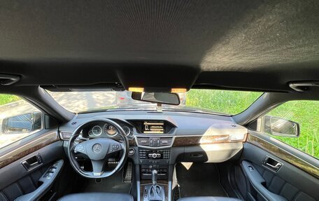 Mercedes-Benz E-Класс, 2011 год, 1 550 000 рублей, 10 фотография