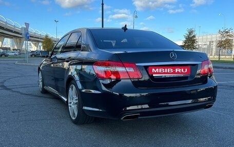 Mercedes-Benz E-Класс, 2011 год, 1 550 000 рублей, 13 фотография