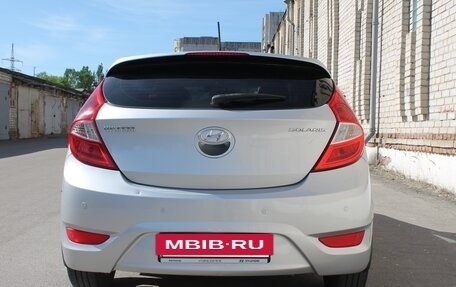 Hyundai Solaris II рестайлинг, 2013 год, 860 000 рублей, 5 фотография