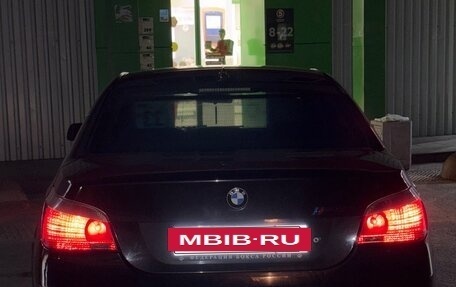 BMW 5 серия, 2005 год, 810 000 рублей, 3 фотография