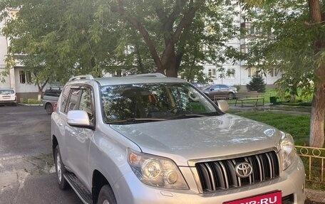 Toyota Land Cruiser Prado 150 рестайлинг 2, 2012 год, 3 200 000 рублей, 3 фотография