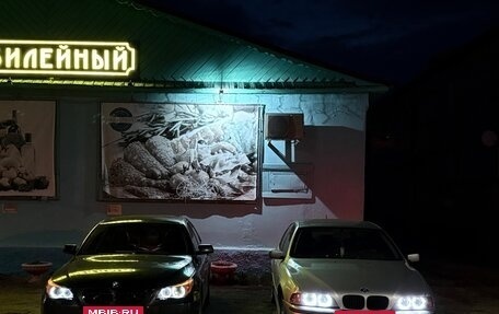 BMW 5 серия, 2005 год, 810 000 рублей, 15 фотография