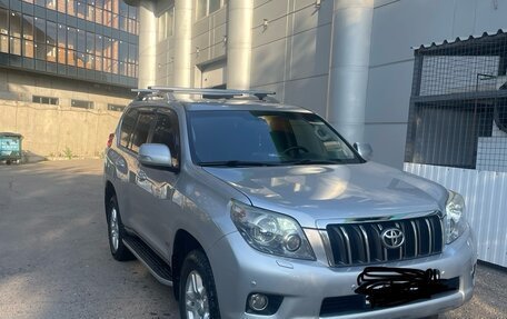 Toyota Land Cruiser Prado 150 рестайлинг 2, 2012 год, 3 200 000 рублей, 13 фотография