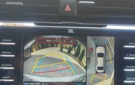 Toyota Camry, 2019 год, 2 850 000 рублей, 5 фотография