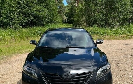 Toyota Camry, 2008 год, 1 250 000 рублей, 2 фотография