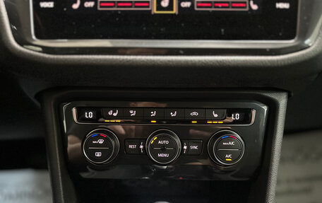 Volkswagen Tiguan II, 2020 год, 2 300 000 рублей, 20 фотография