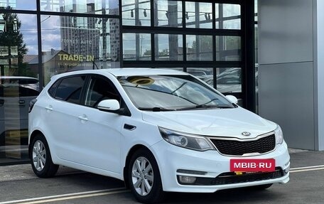 KIA Rio III рестайлинг, 2017 год, 880 000 рублей, 3 фотография