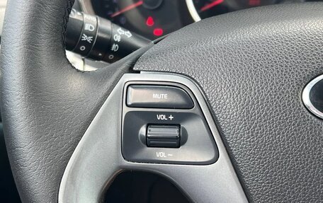 KIA Rio III рестайлинг, 2017 год, 880 000 рублей, 11 фотография
