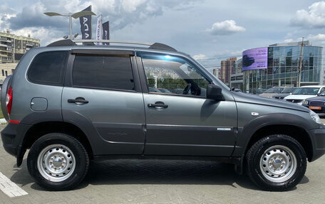 Chevrolet Niva I рестайлинг, 2013 год, 450 000 рублей, 5 фотография