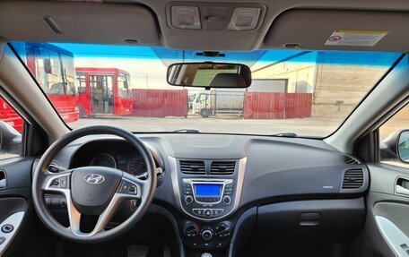 Hyundai Solaris II рестайлинг, 2013 год, 820 000 рублей, 9 фотография