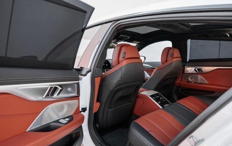 BMW 8 серия, 2021 год, 8 050 000 рублей, 14 фотография