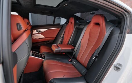 BMW 8 серия, 2021 год, 8 050 000 рублей, 15 фотография
