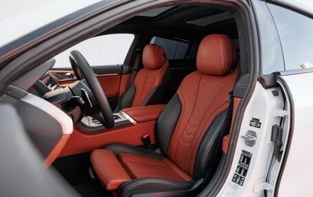 BMW 8 серия, 2021 год, 8 050 000 рублей, 13 фотография