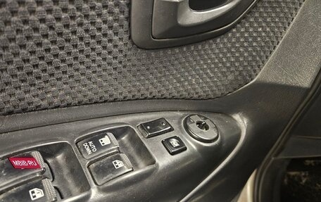 Hyundai Tucson III, 2008 год, 650 000 рублей, 17 фотография