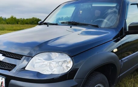 Chevrolet Niva I рестайлинг, 2019 год, 920 000 рублей, 7 фотография