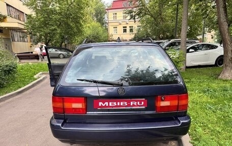 Volkswagen Passat B4, 1995 год, 320 000 рублей, 2 фотография